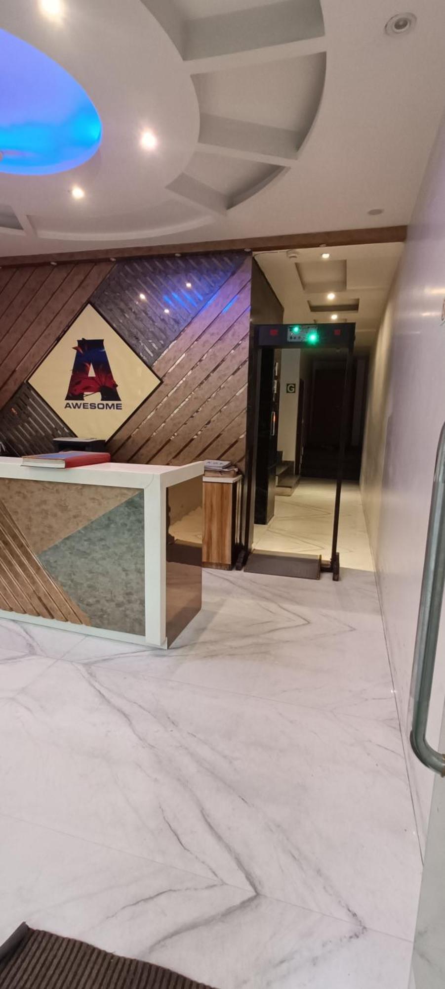 Hotel Awesome International New Delhi Exterior photo